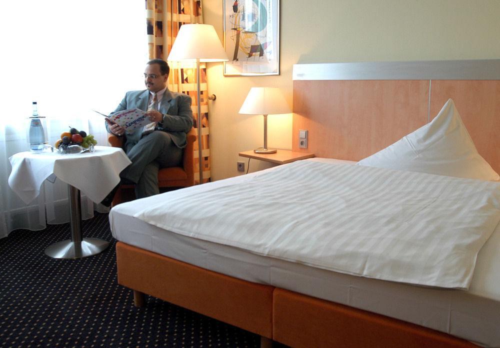Hotel Central Frankenthal  Εξωτερικό φωτογραφία