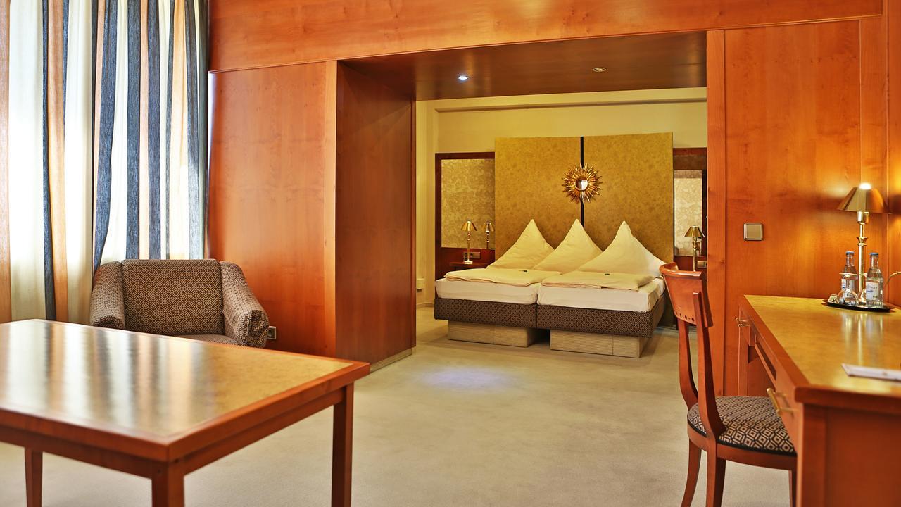 Hotel Central Frankenthal  Εξωτερικό φωτογραφία